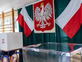 Miniatura: Czerwone korale, manipulacja telepatyczna...